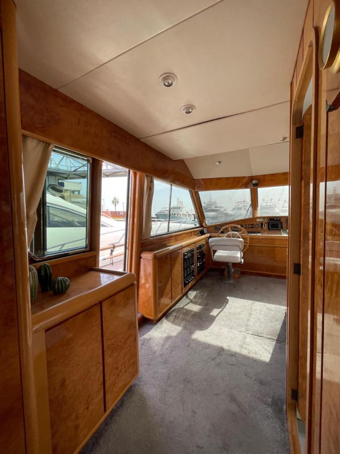מלון סנט אדריה דה בסוס Boat Aloha מראה חיצוני תמונה