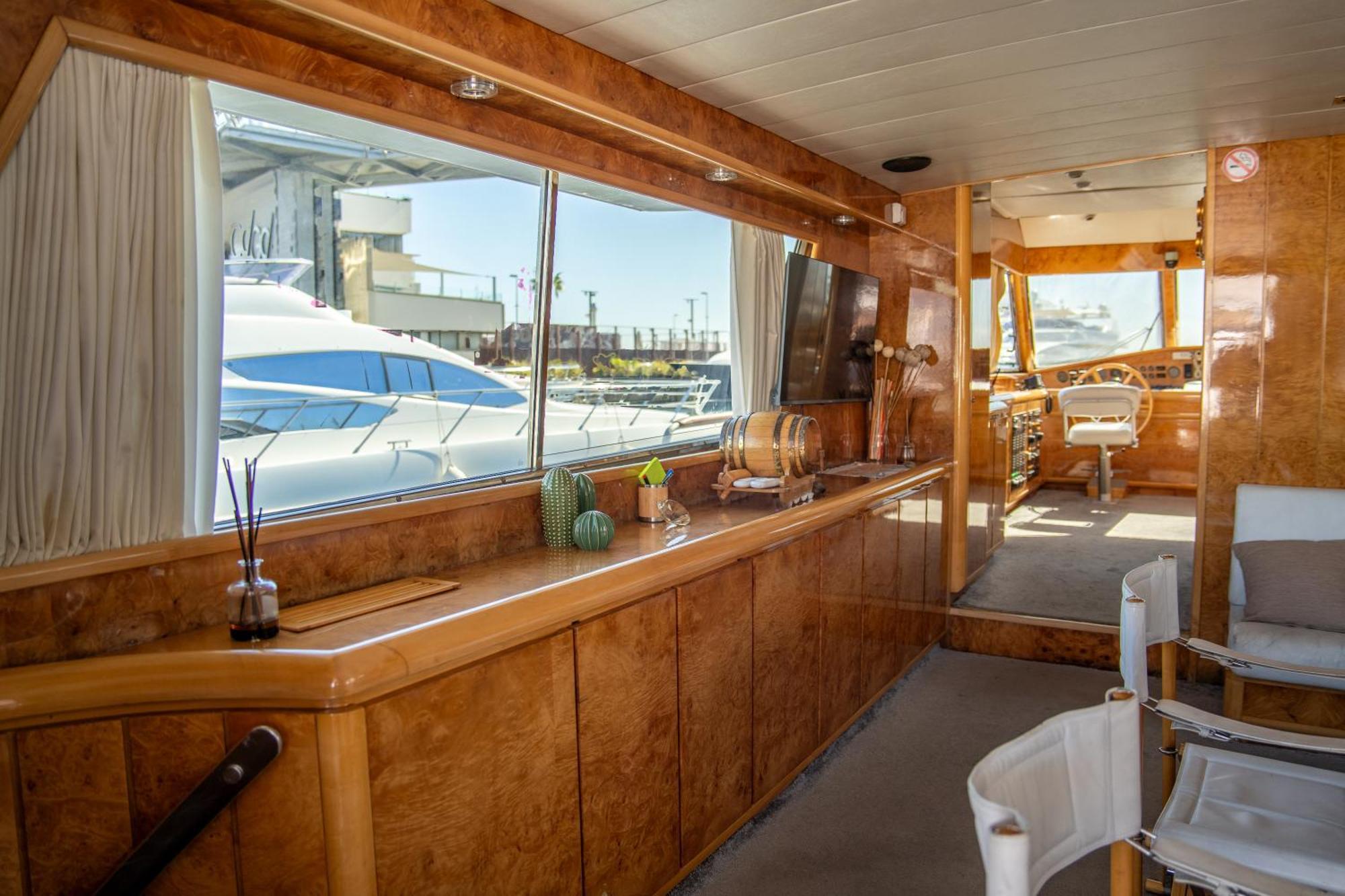 מלון סנט אדריה דה בסוס Boat Aloha מראה חיצוני תמונה